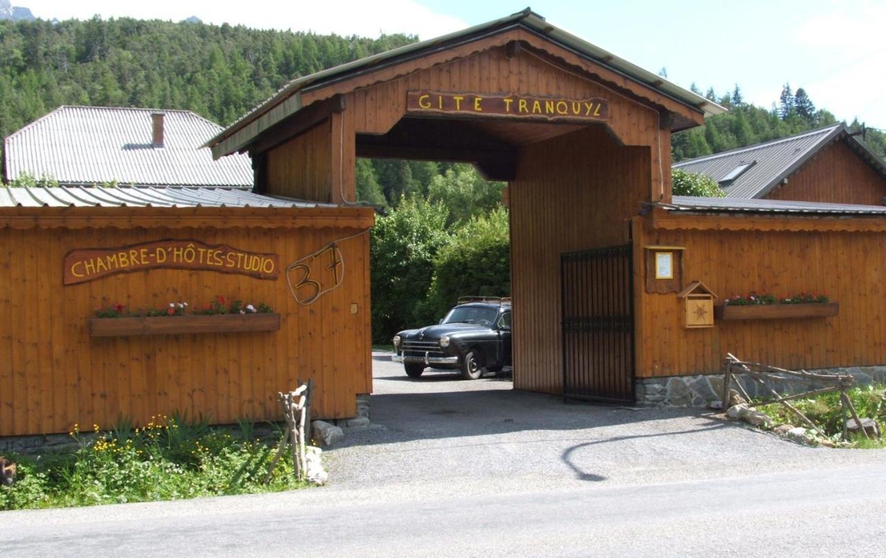 Maison d' hôtes Tranquyl Acomodação com café da manhã Barcelonnette Exterior foto