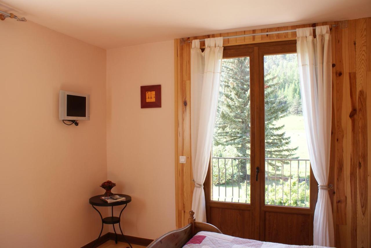 Maison d' hôtes Tranquyl Barcelonnette Exterior foto